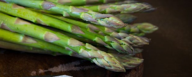 Jak przygotować szparagi?