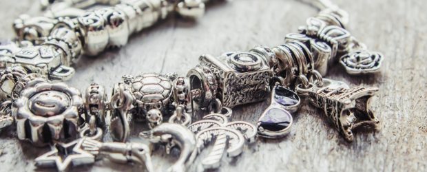 Bransoletka modułowa – doskonały pomysł na prezent świąteczny