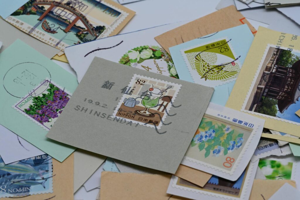 Znaczki pocztowe jako inwestycja: czy warto je kolekcjonować?